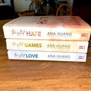 Twisted Series Boom Bundle